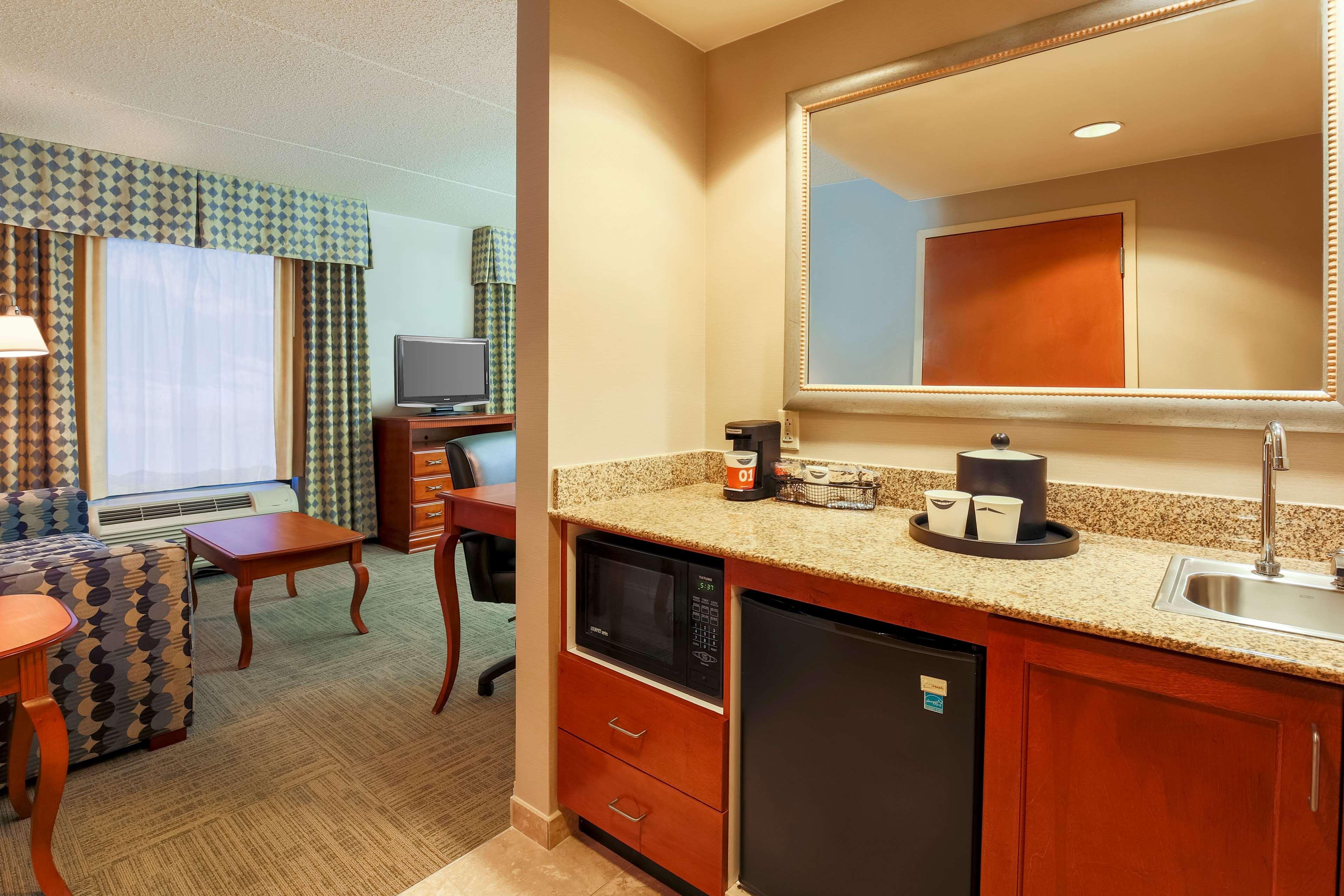 Hampton Inn & Suites West Haven Exterior foto