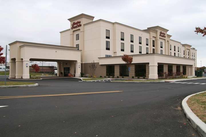 Hampton Inn & Suites West Haven Exterior foto